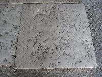 DALLE DE BOURGOGNE EN PIERRE ANCIENS DE RèCUPERATION COUPèE à 5 CM. EM PALLET DE M2 10,54 ORIGINALE EPOQUE 1700,EN MAGASIN 500 M2 EN STOCK.MATèRIAUX ANCIENS EN DALLE PIERRE DE BOURGOGNE