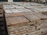 ANCIENS PAVEMENT EN PIERRE DE BOURGOGNE EPOQUE 1280