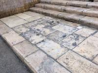 NOUS AVONS GRANDS QUANTITè EN MAGASIN DE CES PLANCHERS ANCIENS EN PIERRE ANTIQUE DE BOURGOGNE DE RèCUPERATION EN ANTIQUE DALLAGE EPOQUE 1500/1600/1700/1800,COUPèE EST NOU COUPèE POUR INTèRIEUR EST POUR EXTèRIEURS.(STOCK DE 1000 M2).MATèRIAUX ANCIENS,DALLE DE BOURGOGNE ANCIENS.