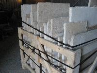 DALLE DE BOURGOGNE ANCIENS DE RèCUPERATION ET COUPè à 3 CM. EN CAISSES<br>
POUR LE TRANSPORT EN (USA).MATèRIAUX ANCIENS